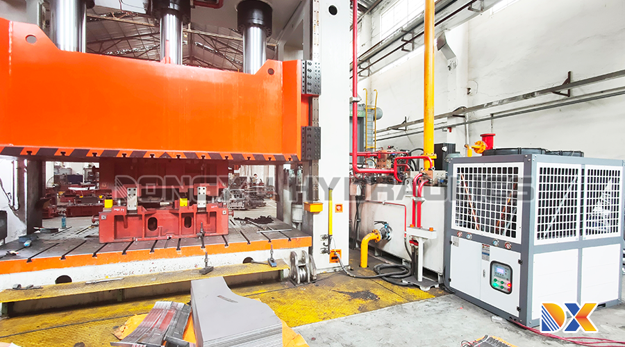 1711413603866500.png 油壓機.png