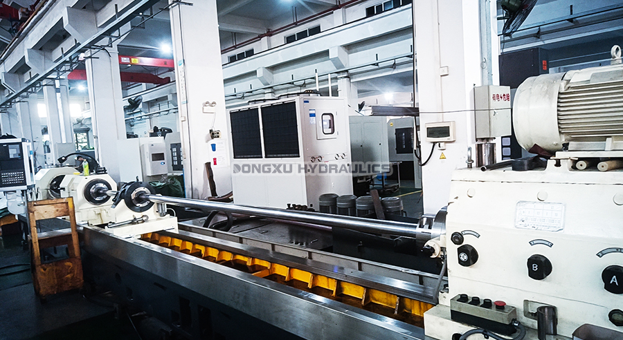 1720670175956385.jpg 深孔鉆.jpg